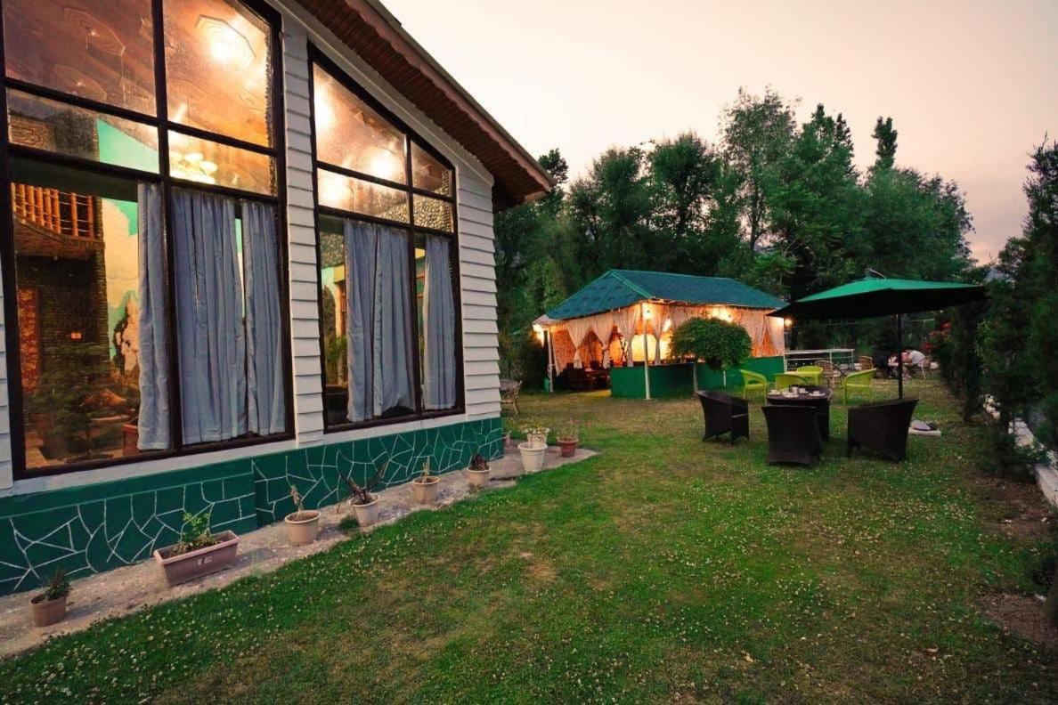 Sojourn Cottages Пахалгам Экстерьер фото